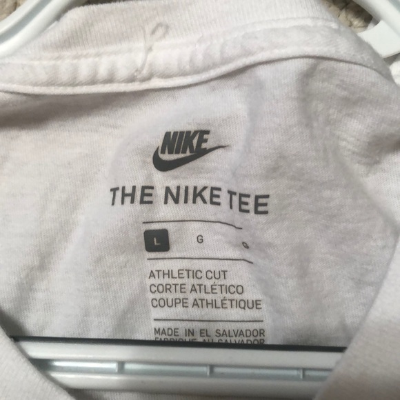 Nike Space Station T shirt - Picture 3 of 3